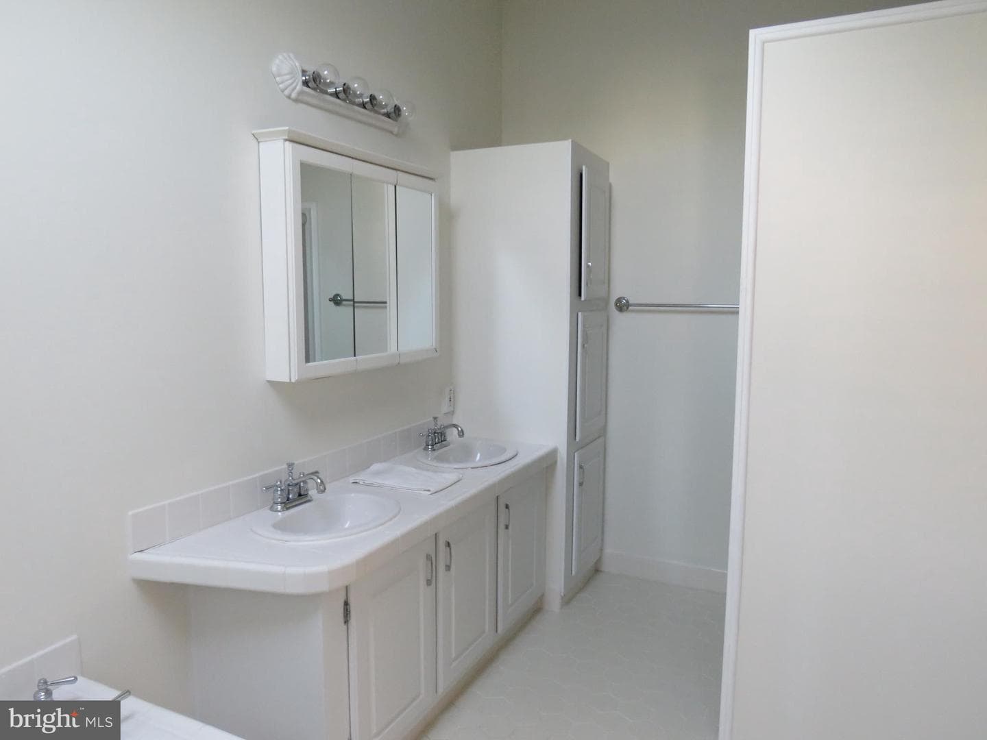 410 Redbird Court photo 26