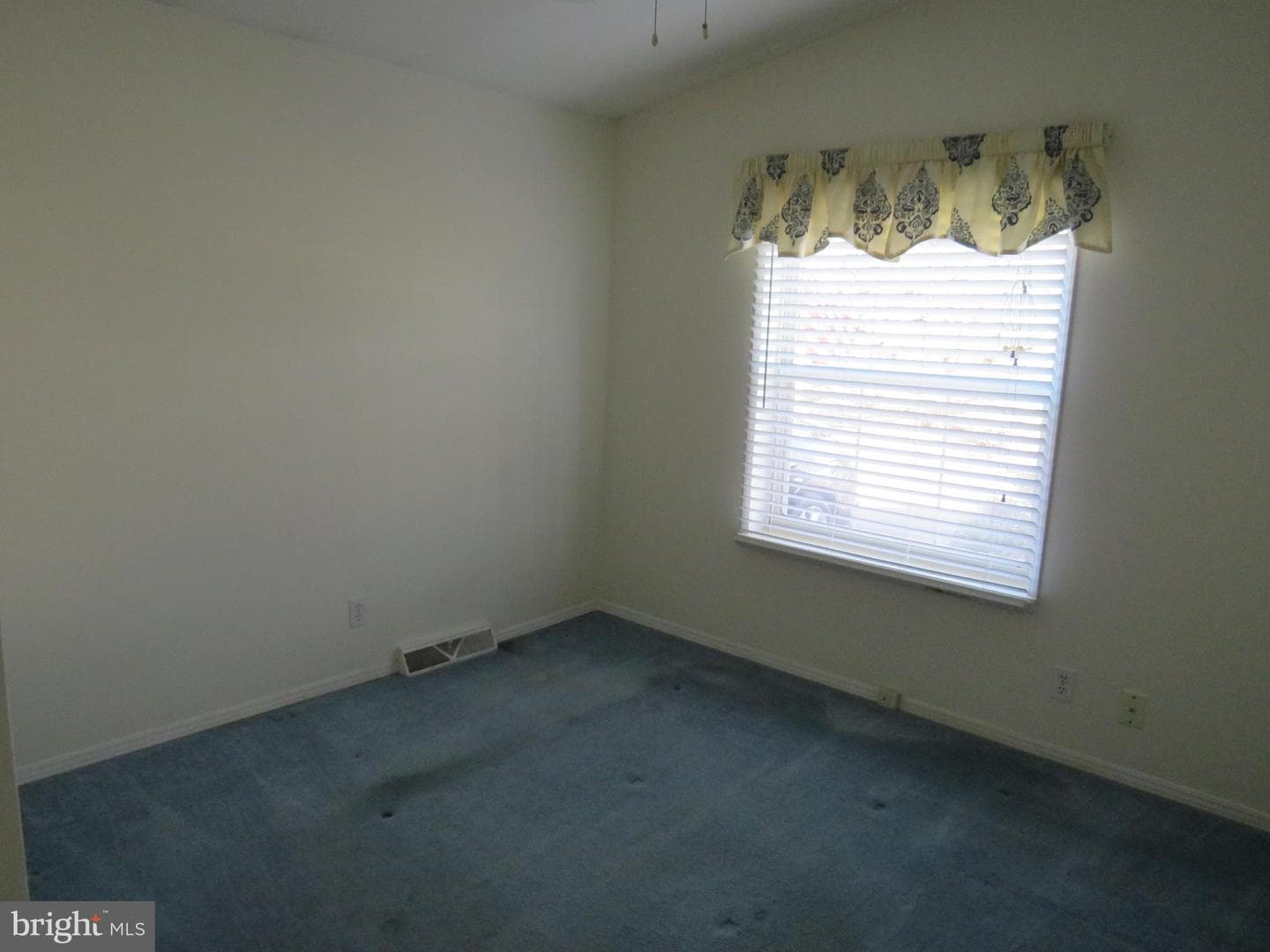 410 Redbird Court photo 30