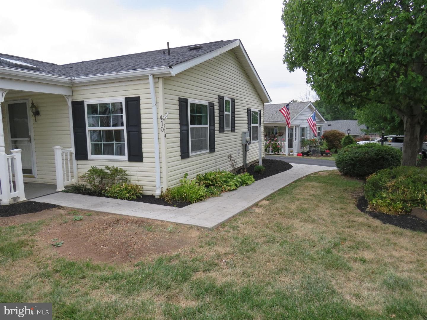 410 Redbird Court photo 4