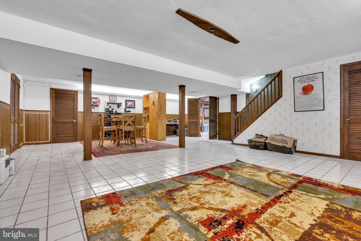 860 Queens Drive photo 44