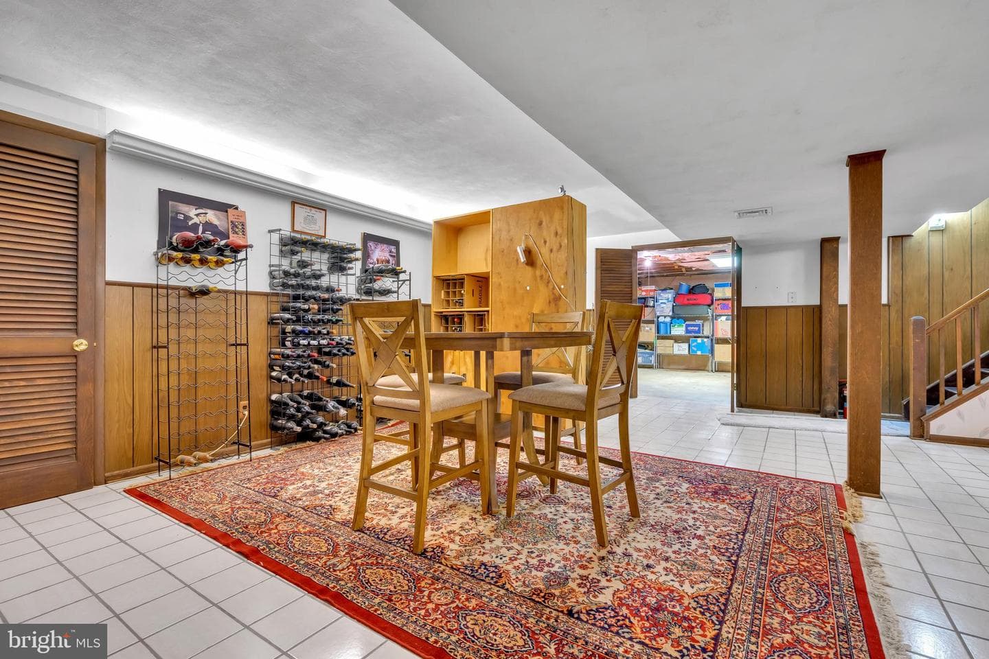 860 Queens Drive photo 46