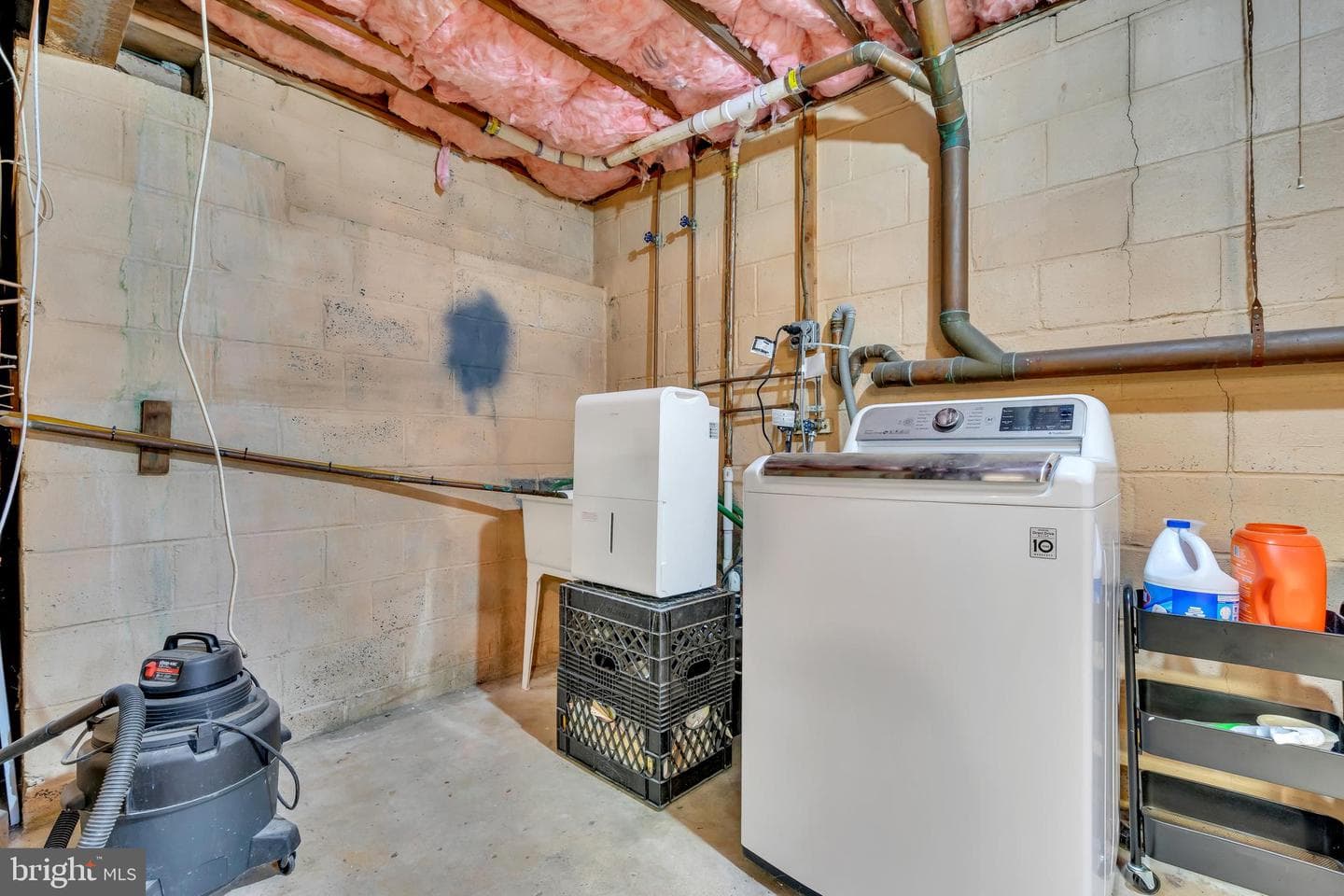 860 Queens Drive photo 52