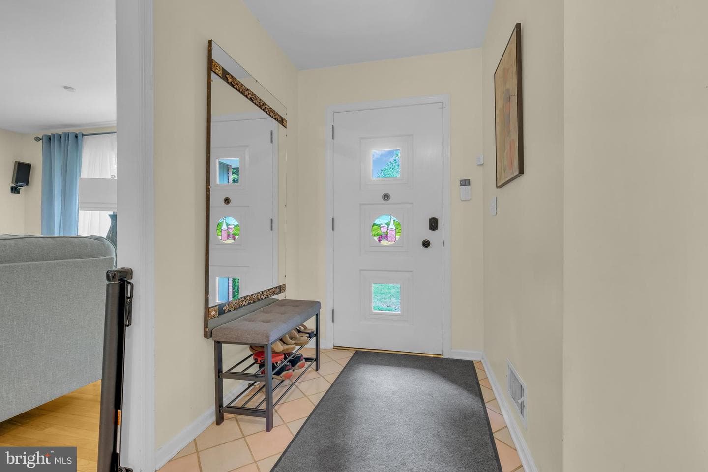 860 Queens Drive photo 6