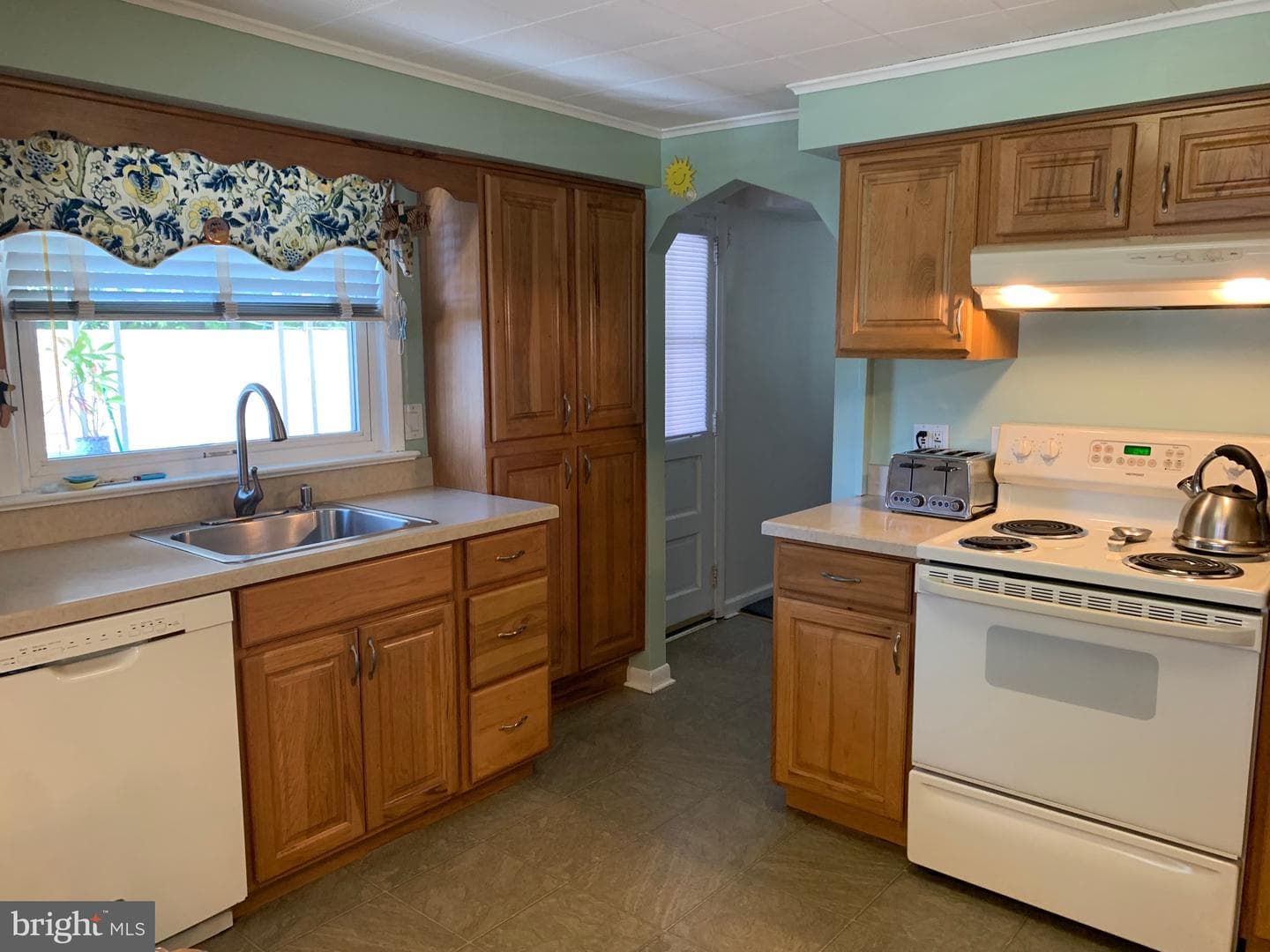 3464 Felton Avenue photo 4