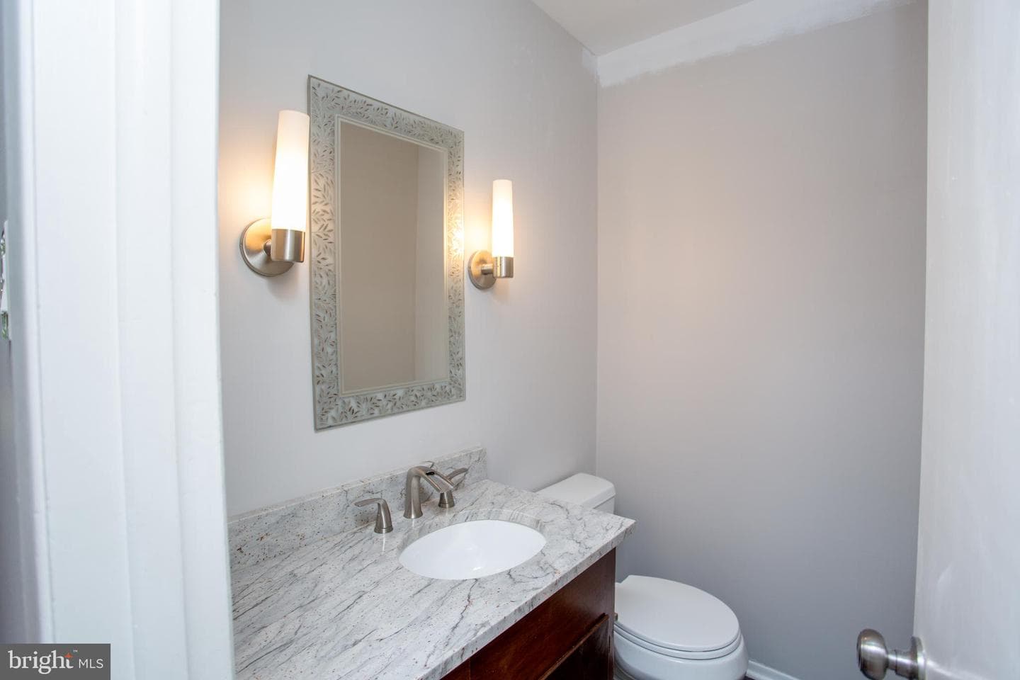 53 Belmont Square photo 14