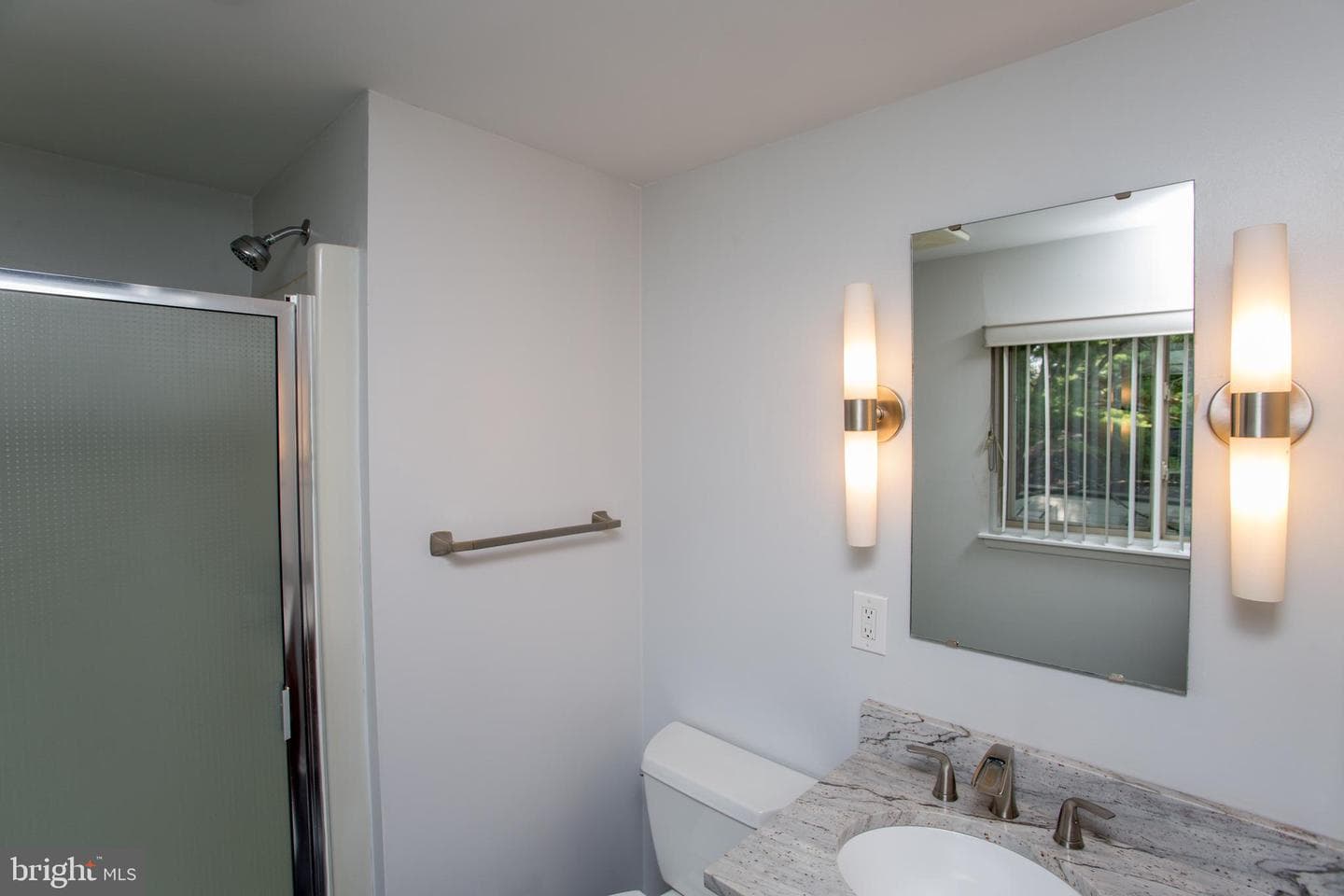 53 Belmont Square photo 17