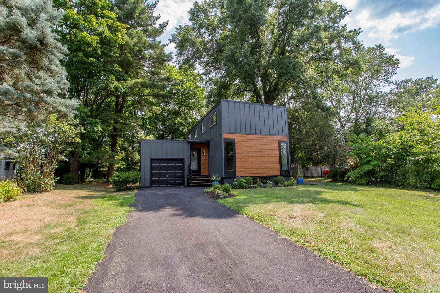 53 Belmont Square photo 31