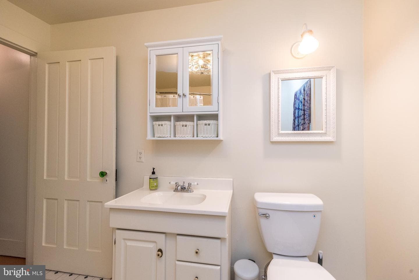 1055 River Road photo 29