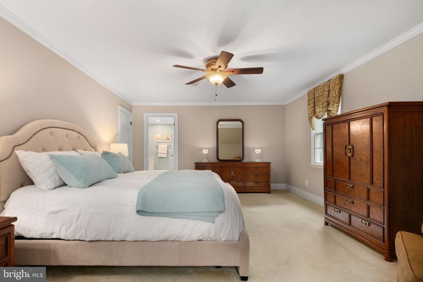 5954 Shetland Drive photo 20