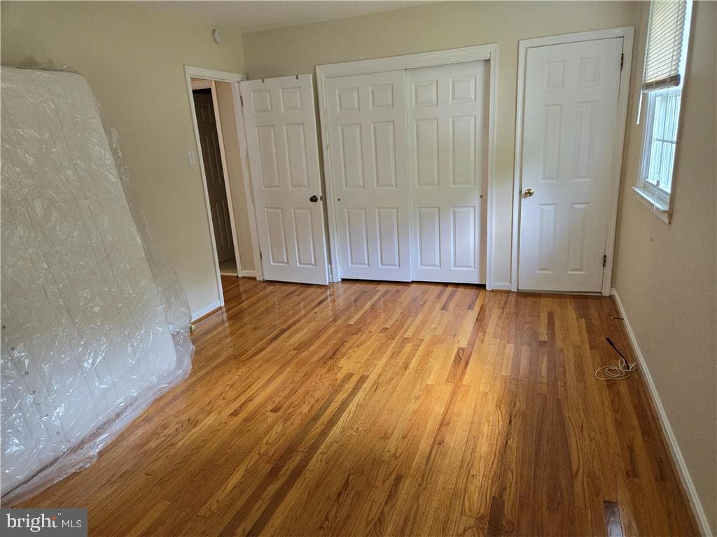 584 Lowell Road photo 9