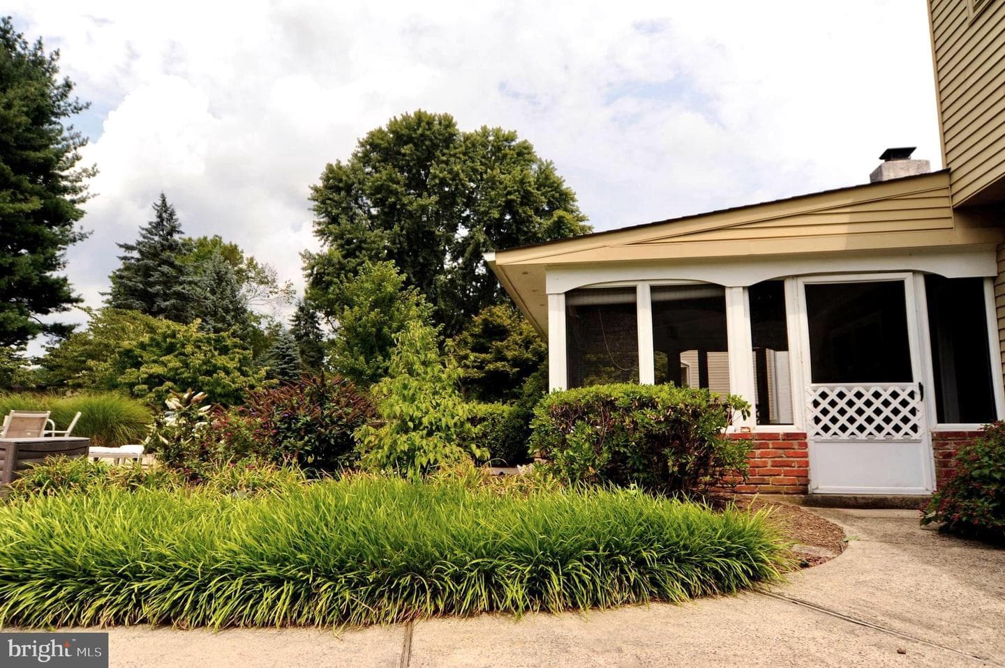 72 Karen Road photo 30