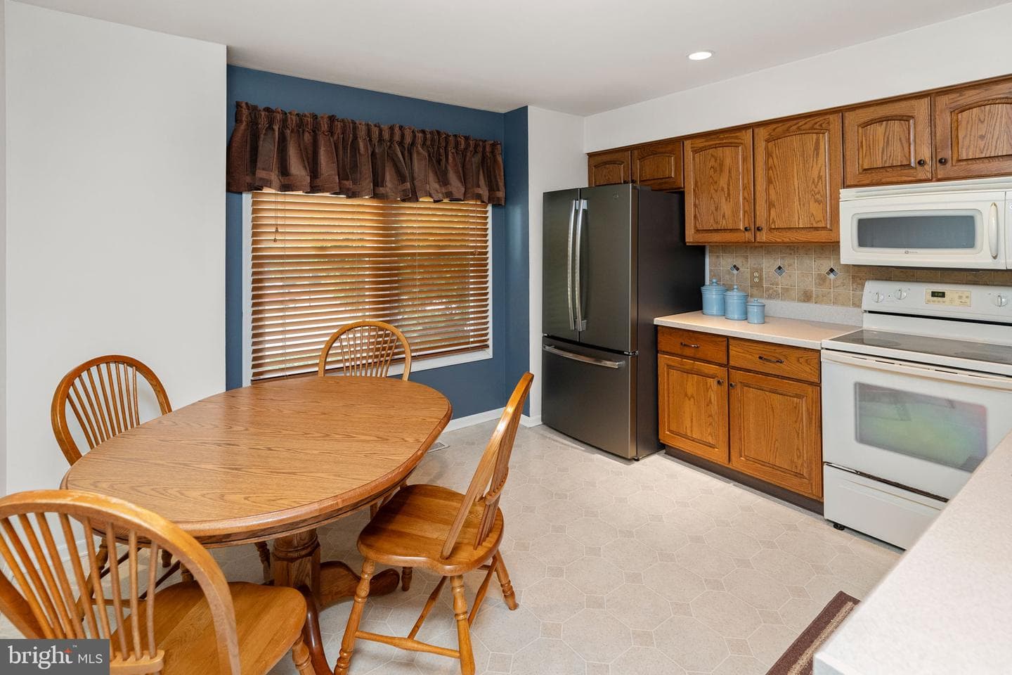 106 Solway Circle photo 8