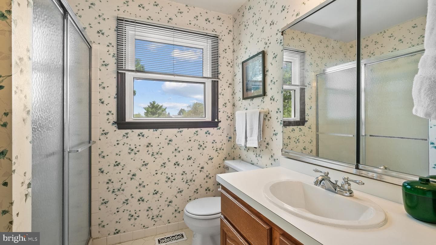 74 Chatham Place photo 19