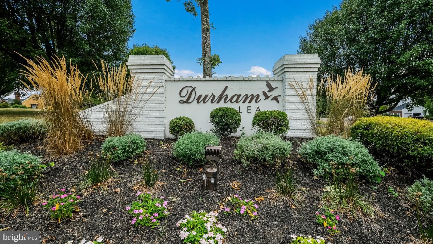74 Chatham Place photo 31