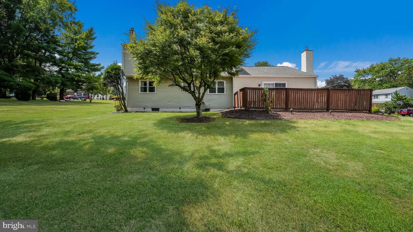1275 Sturbridge Drive photo 21