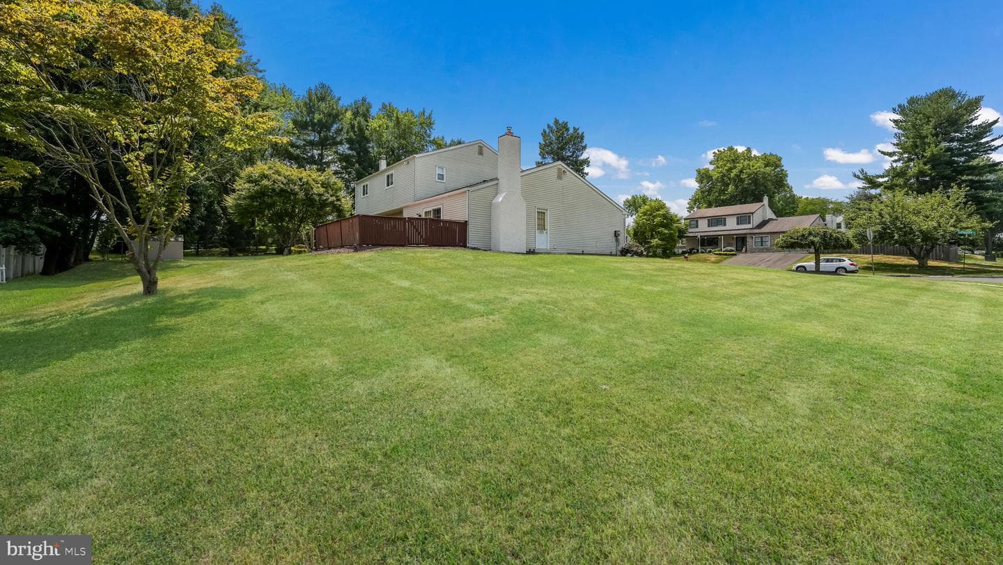 1275 Sturbridge Drive photo 22