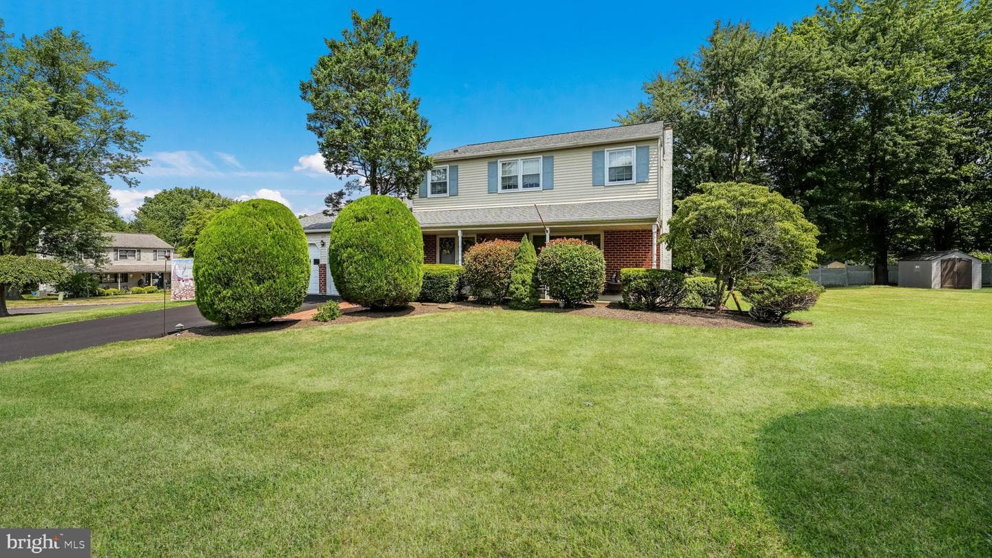 1275 Sturbridge Drive photo 3