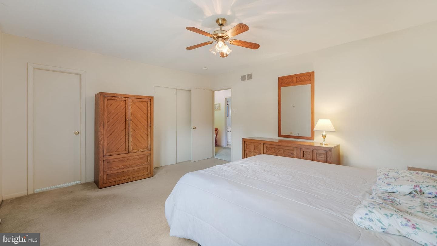 1275 Sturbridge Drive photo 33