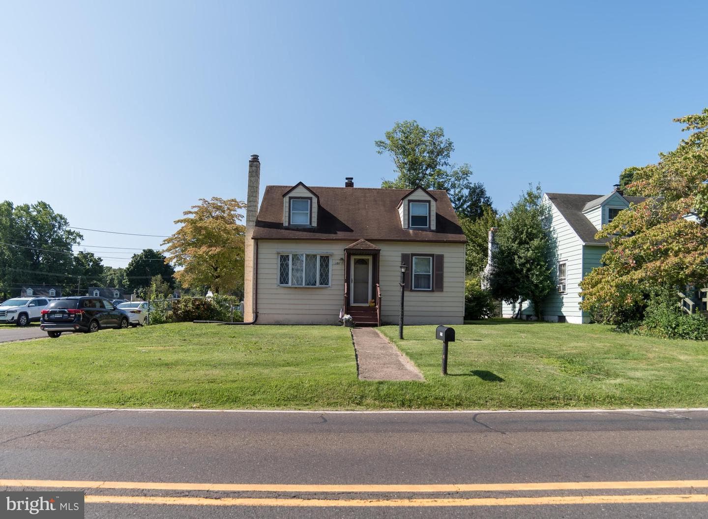 1201 Newport Road photo 2