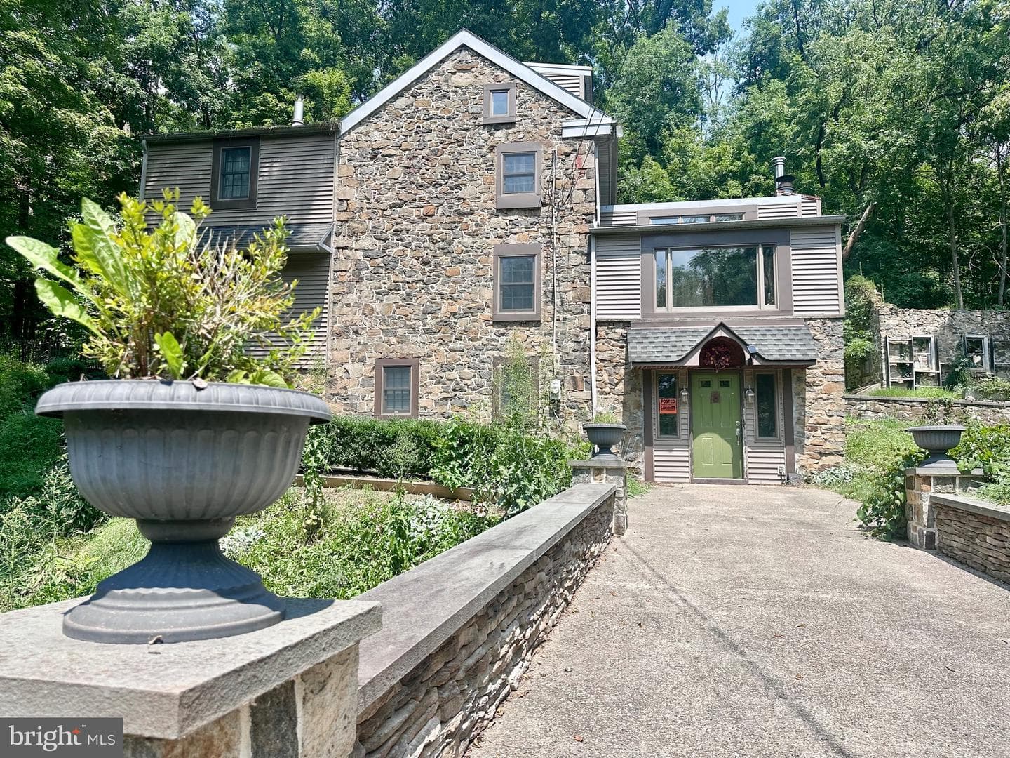 1004 California Road photo 3