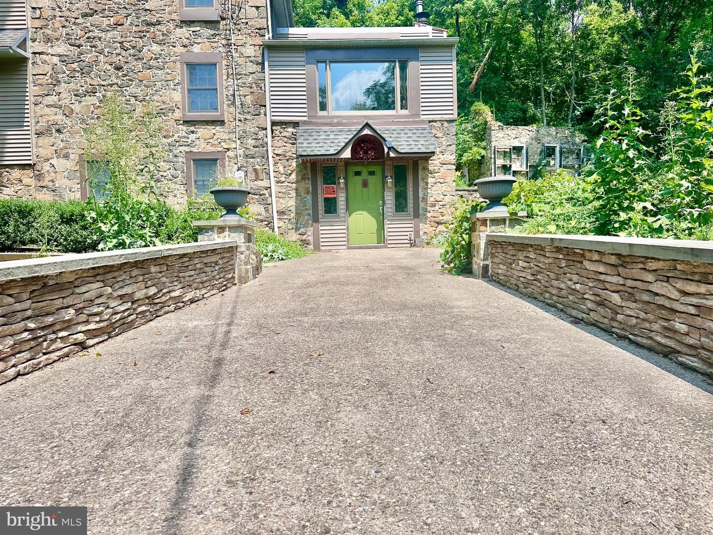 1004 California Road photo 4