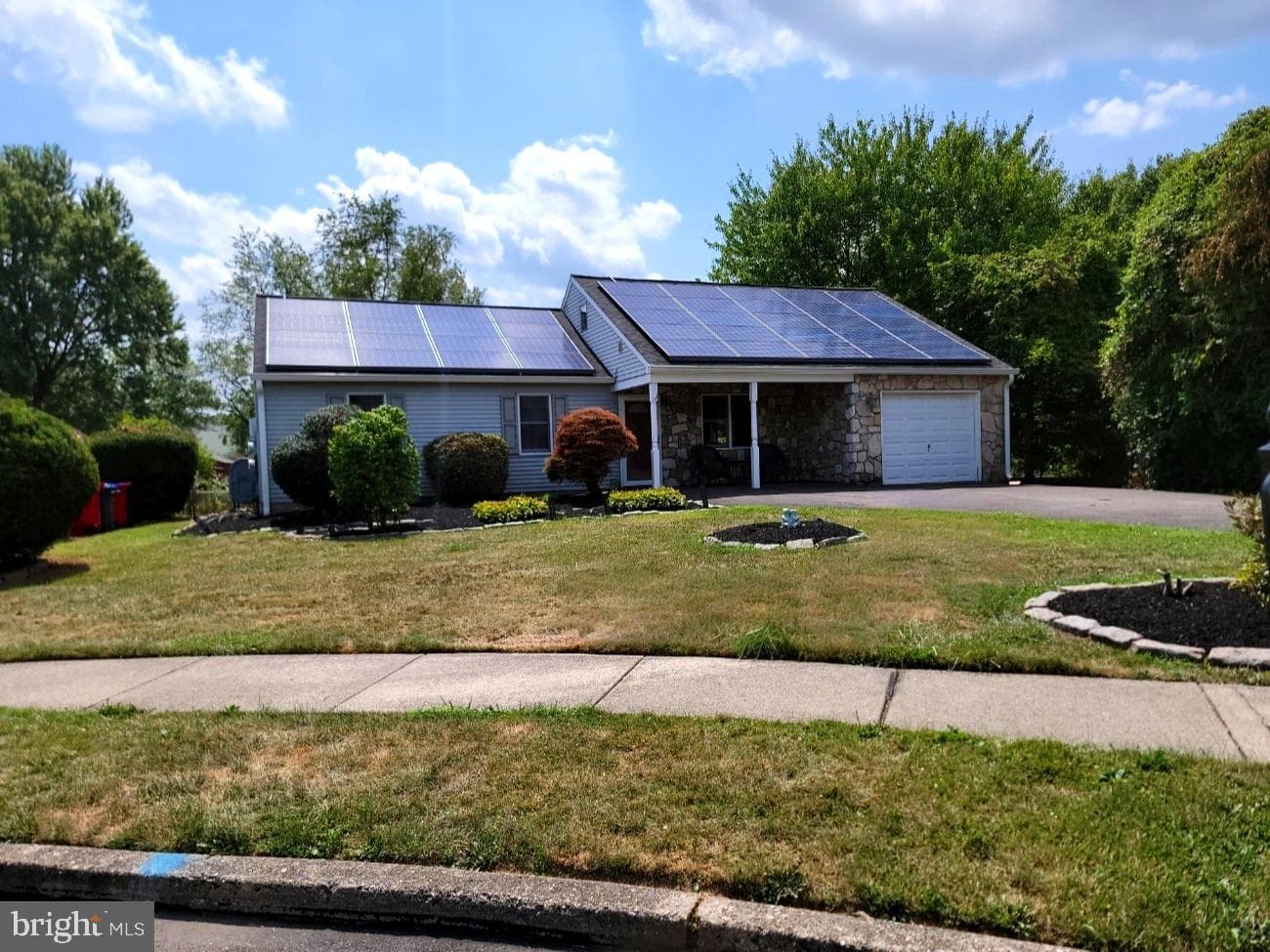 230 Estelle Lane photo 2