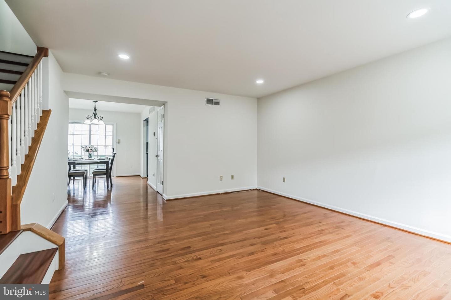 5477 Rinker Circle photo 5