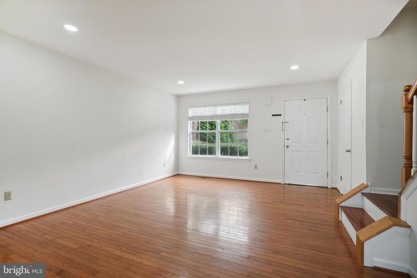 5477 Rinker Circle photo 8
