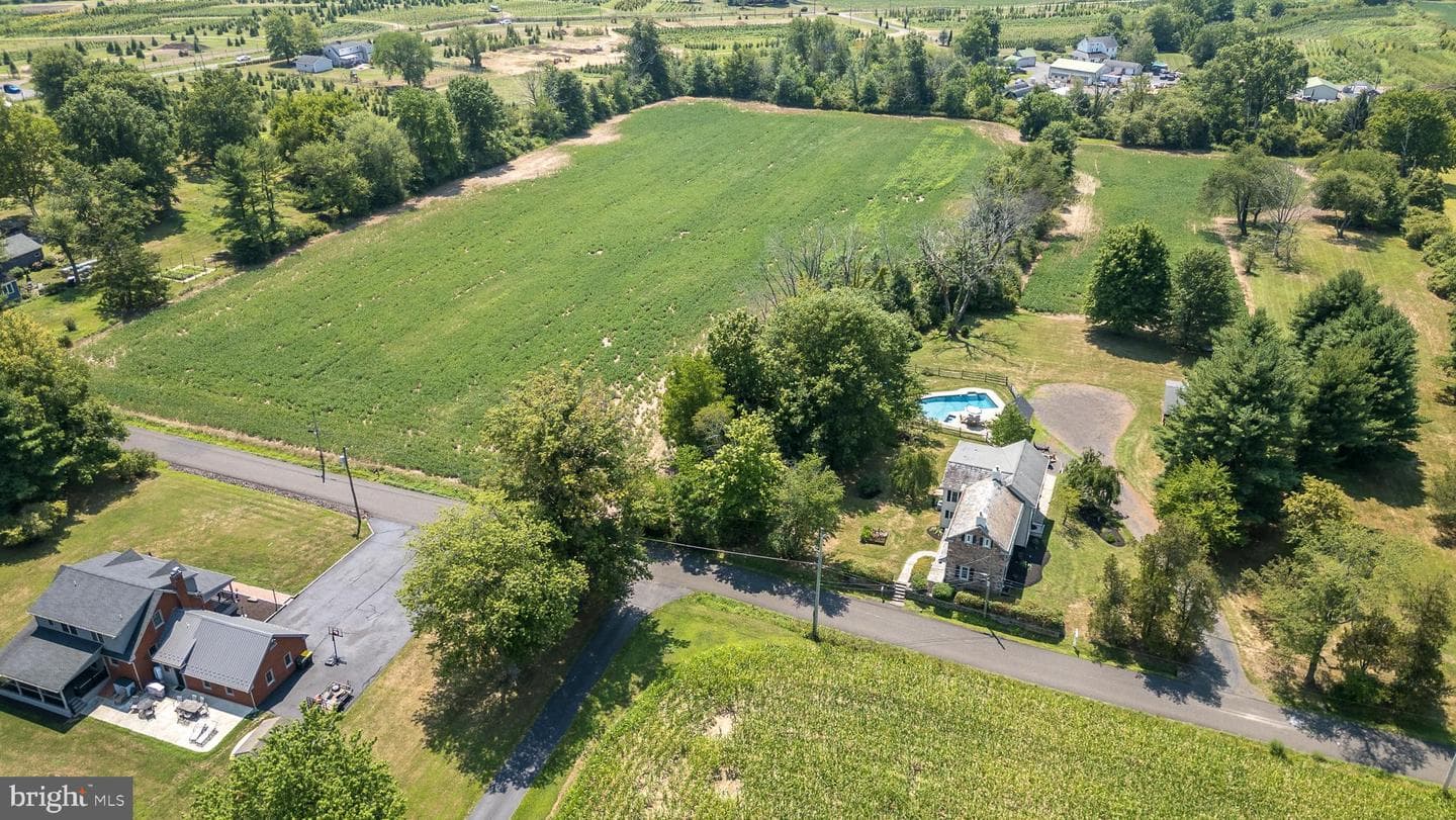 4984 Gayman Road photo 3