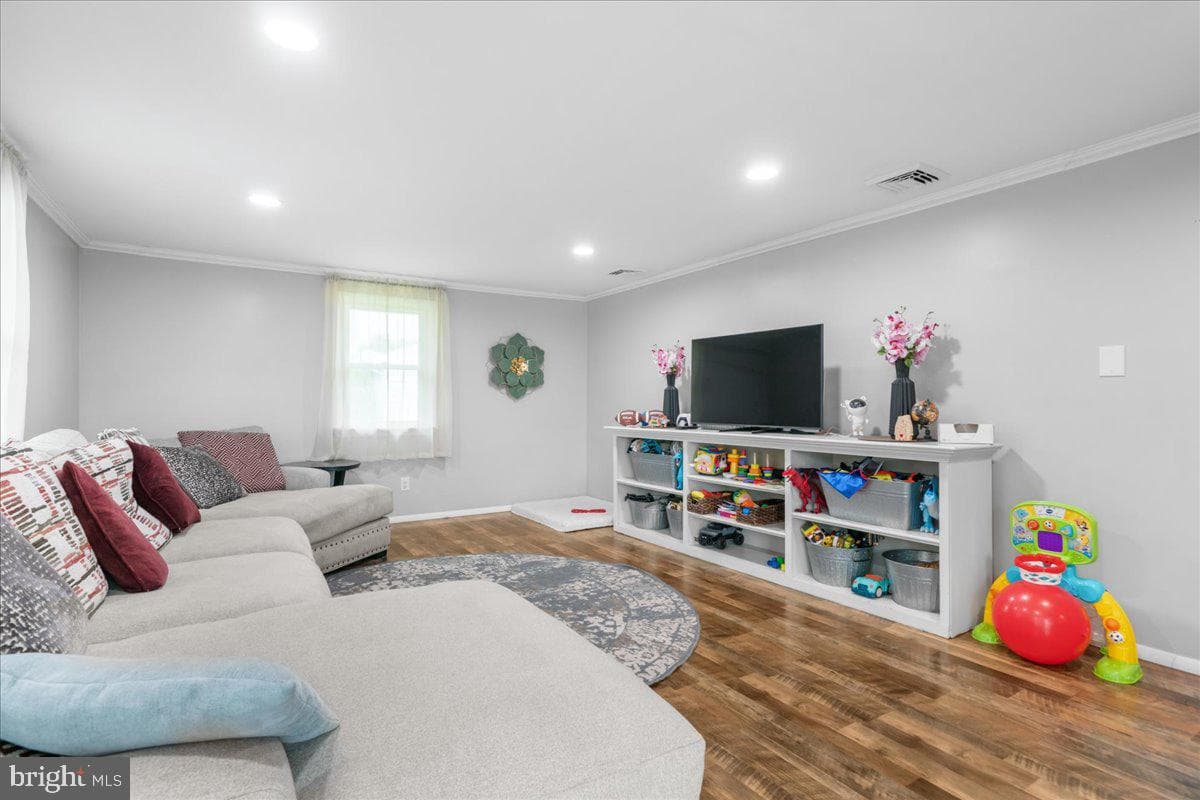 2520 Trumbauersville Road photo 10