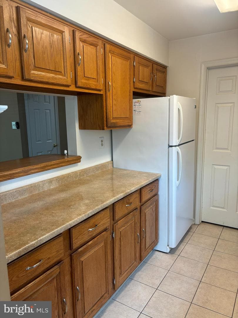 660 Woodford Lane photo 9