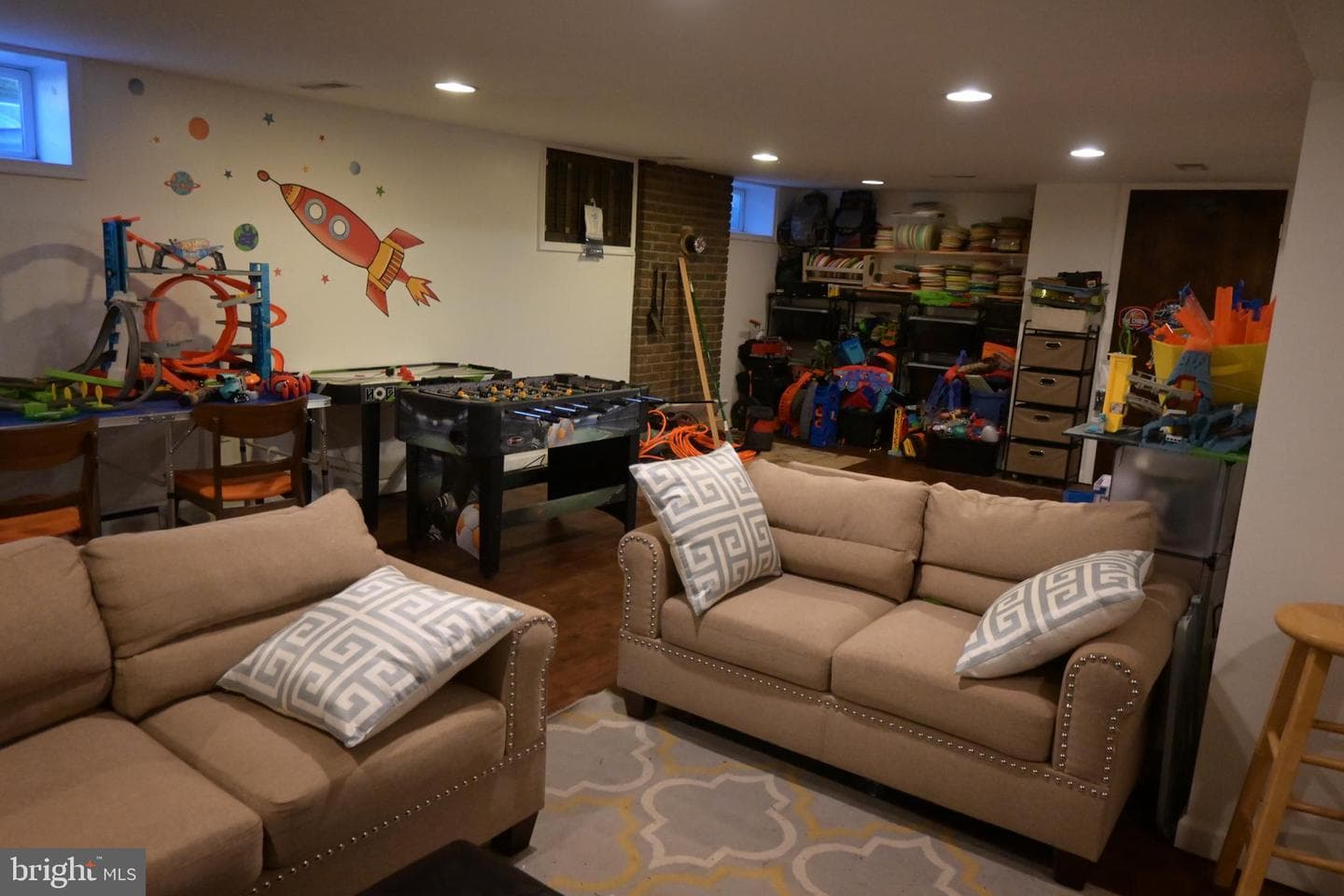 416 N Erie Avenue photo 35