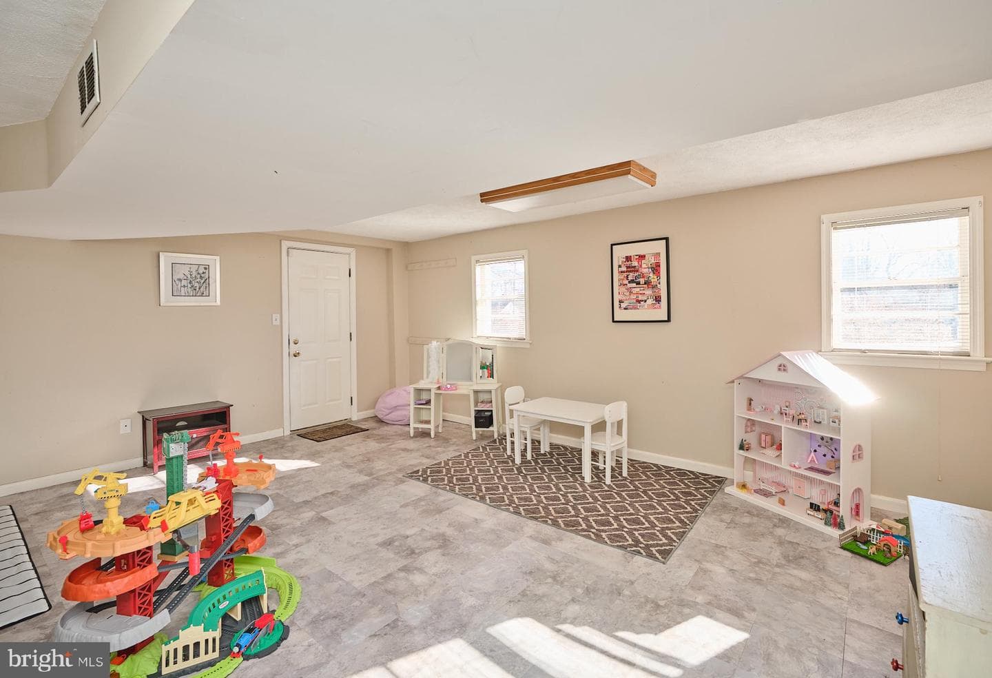 62 Hagan Drive photo 29