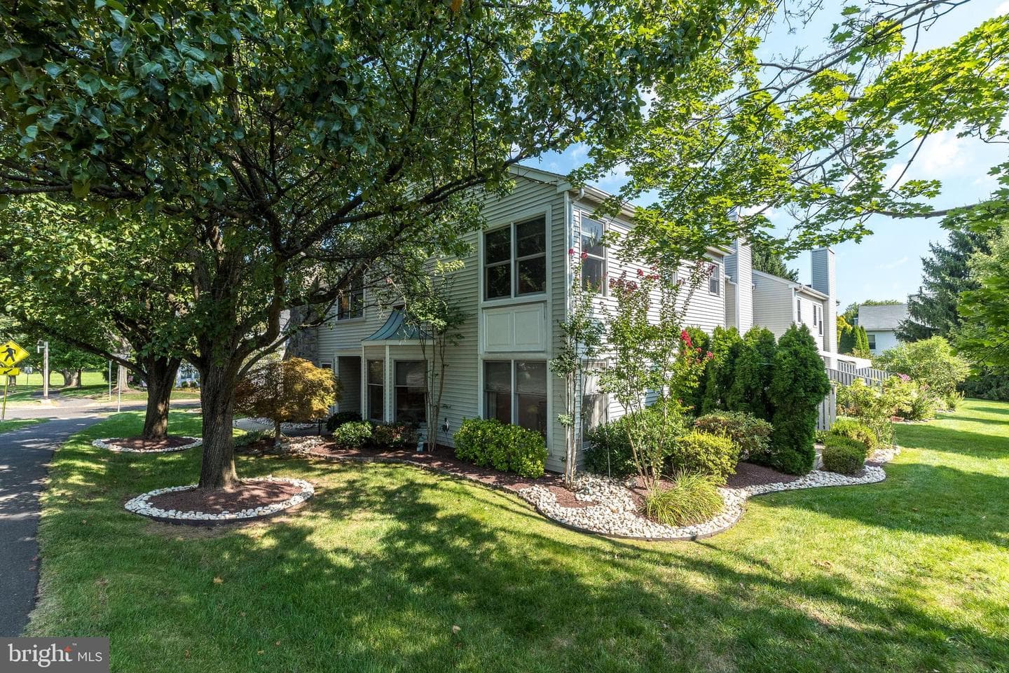 2 Northrup Court photo 3