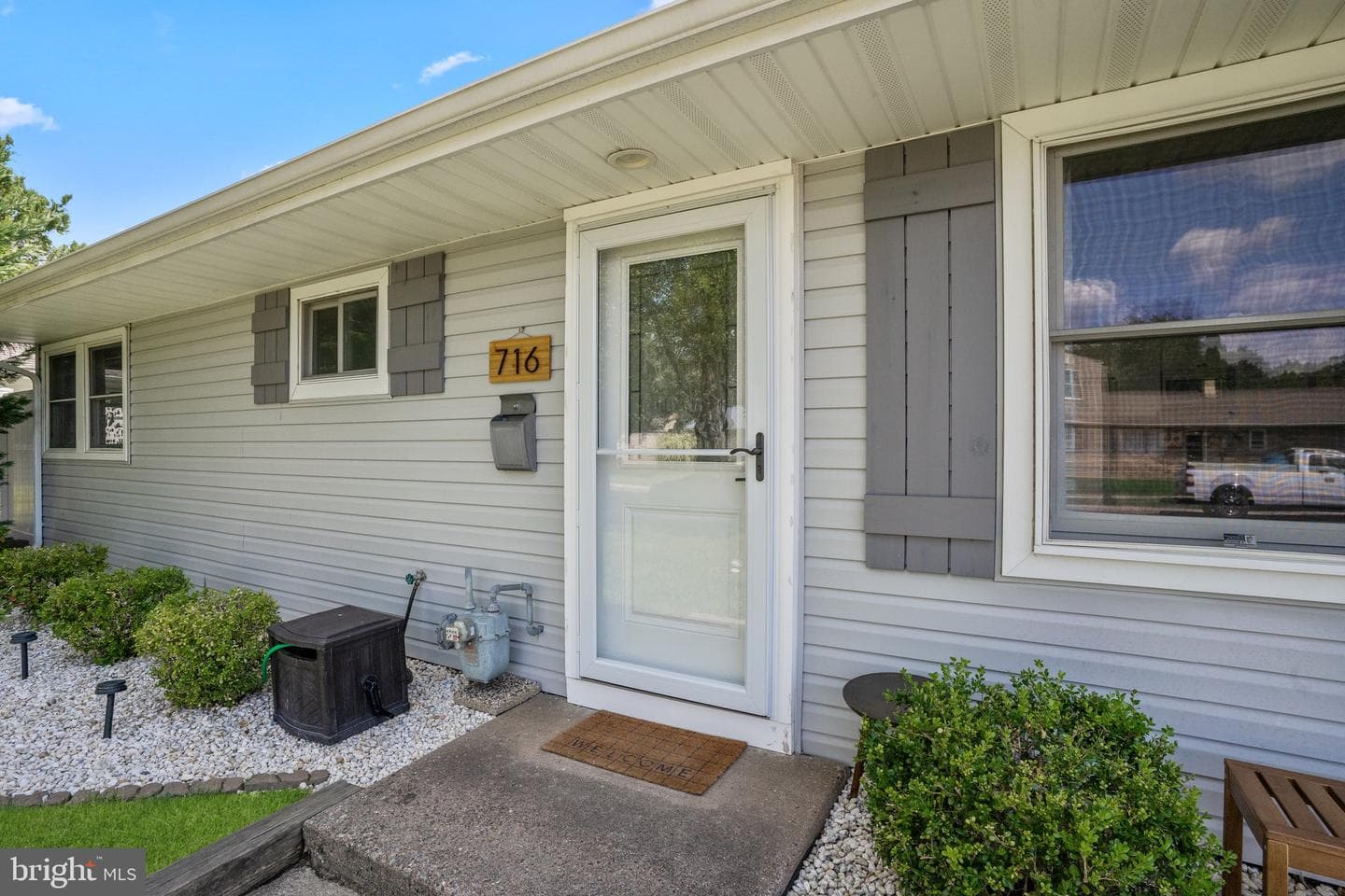 716 Auburn Road photo 3