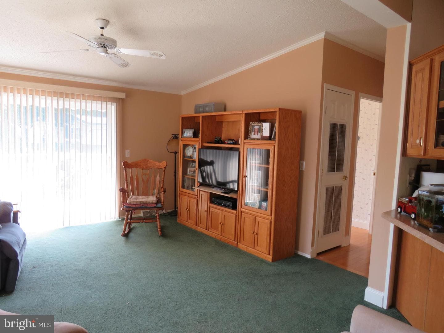 184 Hummingbird Court S photo 21