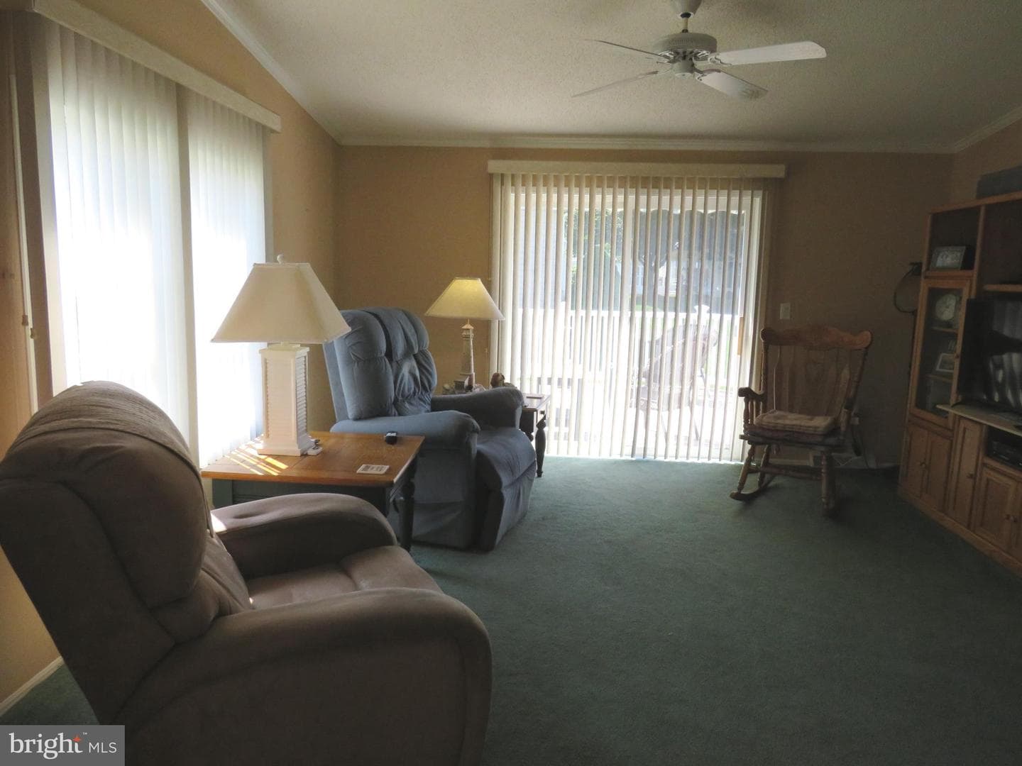 184 Hummingbird Court S photo 22