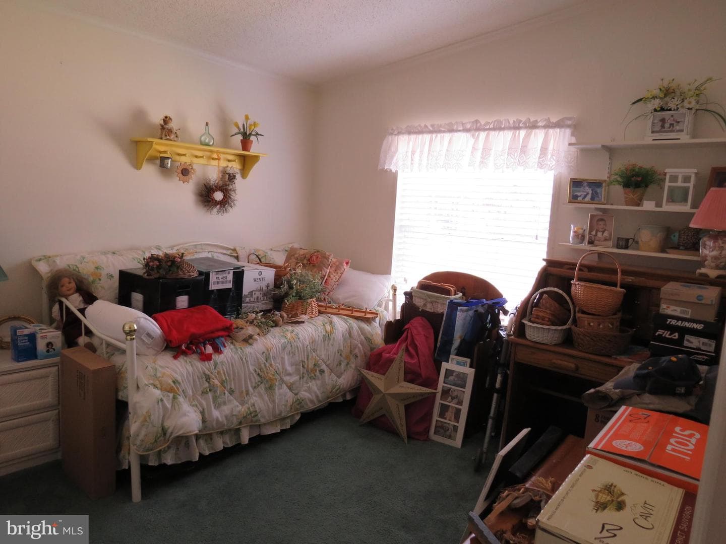 184 Hummingbird Court S photo 33