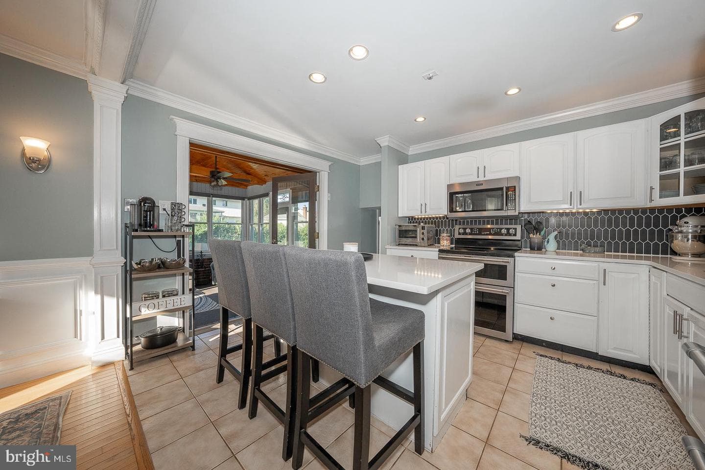 1780 Bunkerhill Road photo 9
