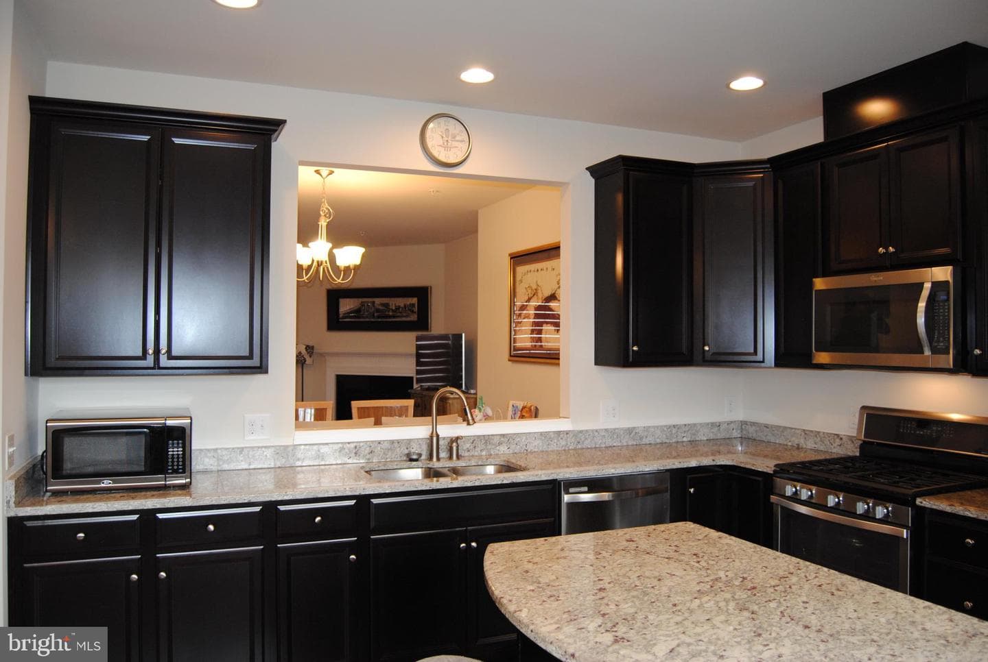 109 Admiral Lane photo 12