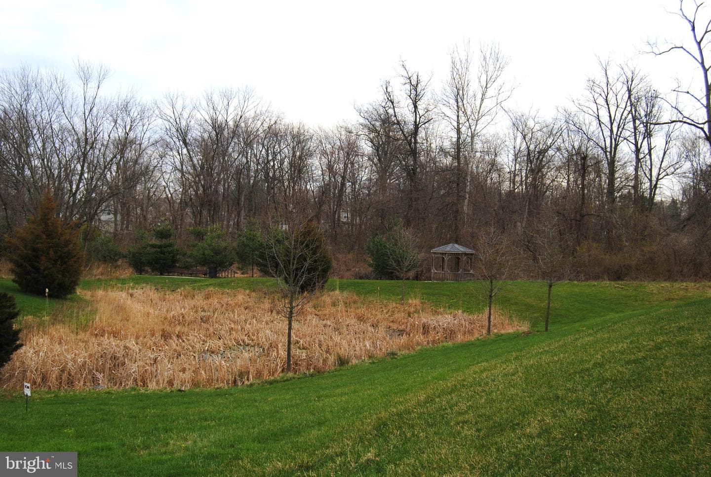 109 Admiral Lane photo 3