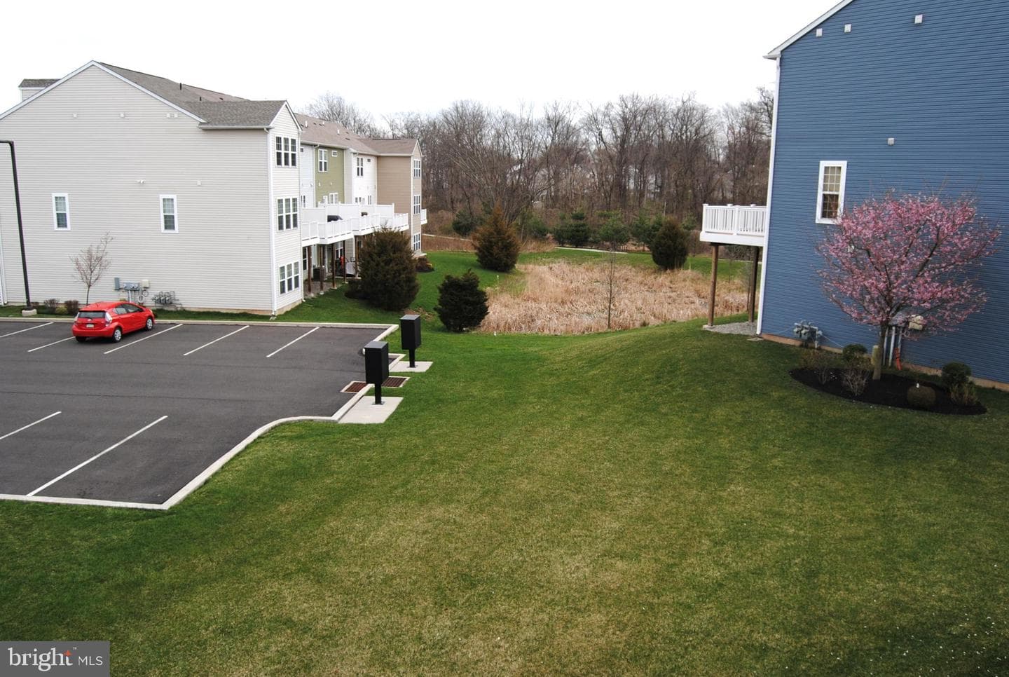 109 Admiral Lane photo 37
