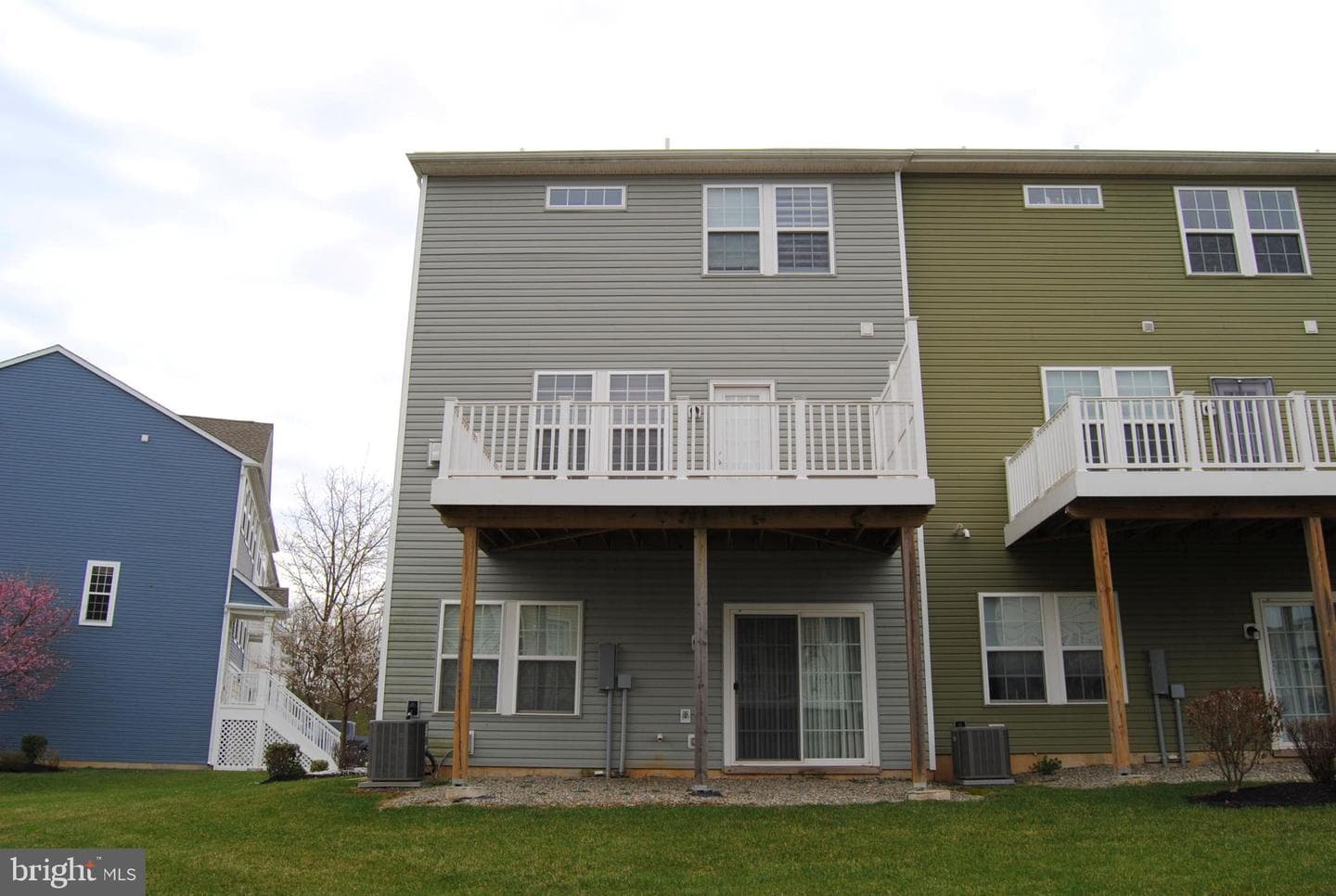 109 Admiral Lane photo 5