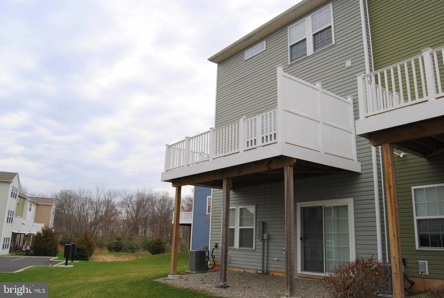 109 Admiral Lane photo 7