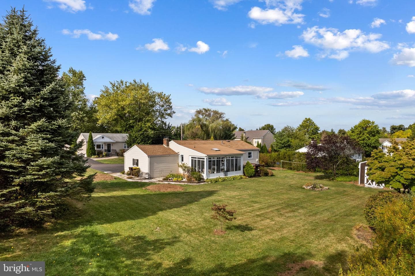 119 Cherry Lane photo 33