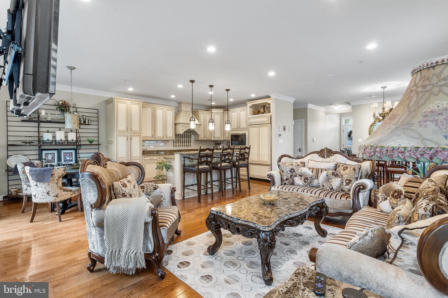 3207 Meadowview Circle photo 10