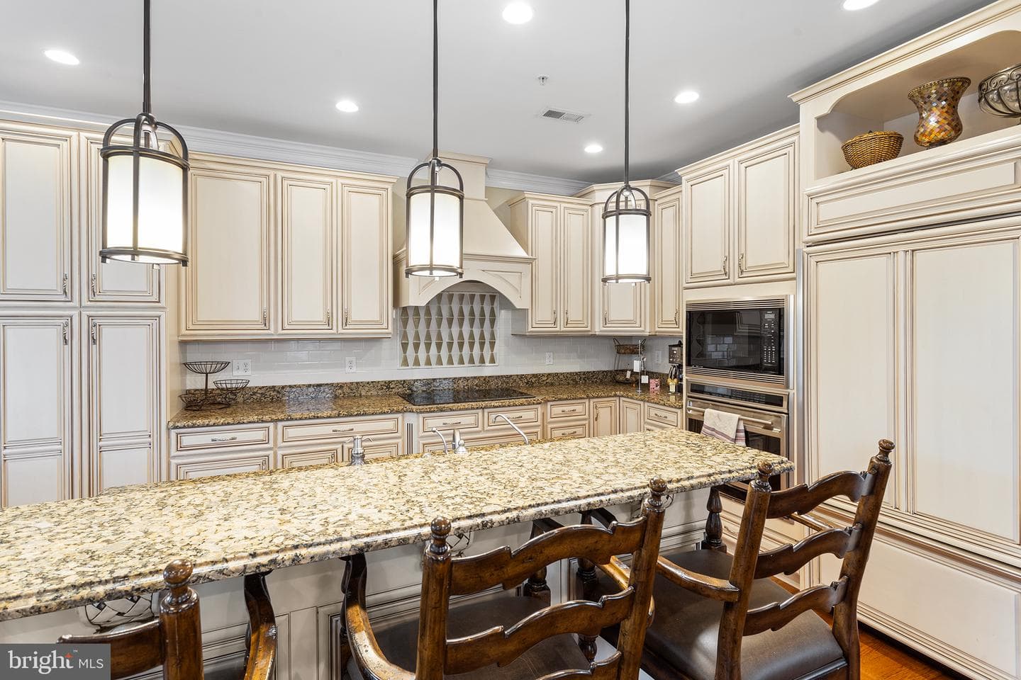 3207 Meadowview Circle photo 12