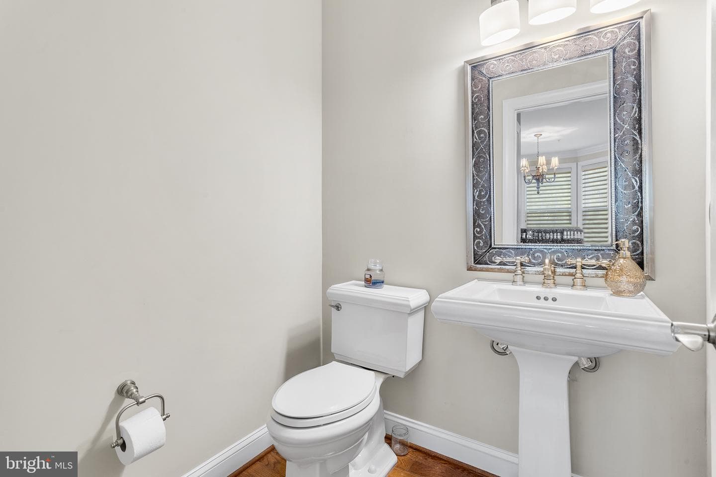 3207 Meadowview Circle photo 18