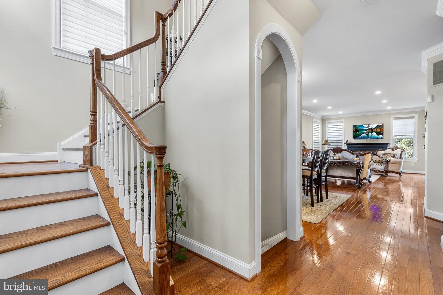 3207 Meadowview Circle photo 5