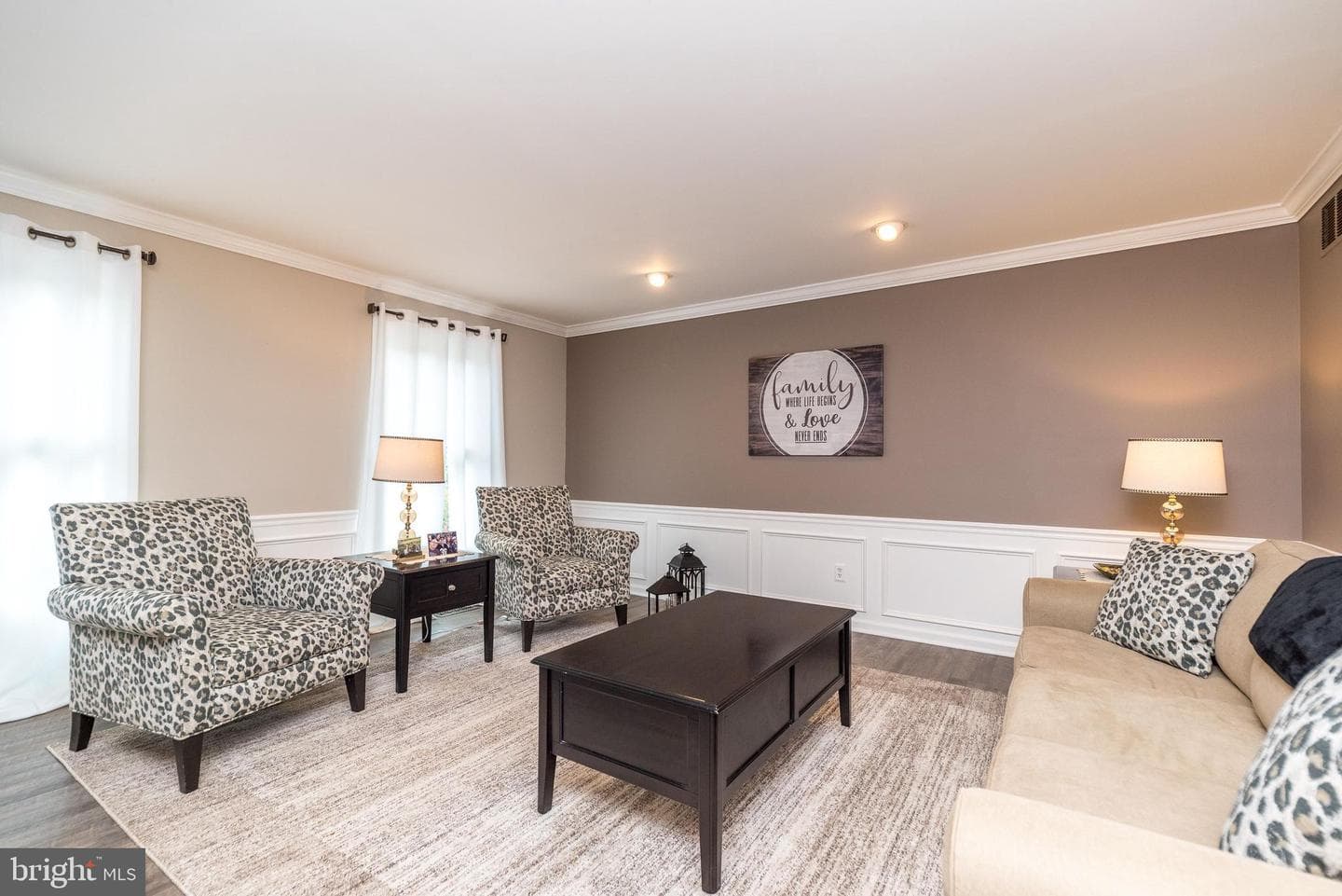 2204 Club House Circle photo 10